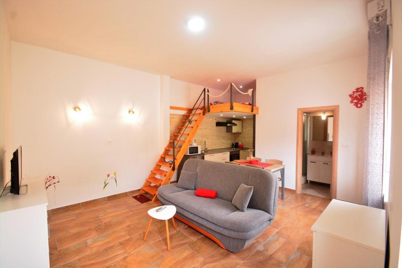 Kala And Tina Apartments Подстрана Экстерьер фото